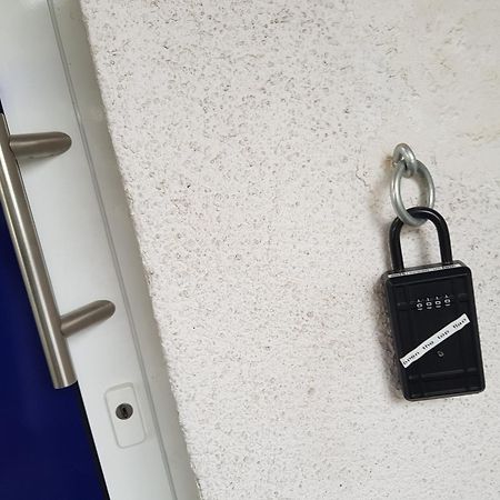 Privatzimmer "Himmlisch Uebernachten" Neu-Isenburg Kültér fotó