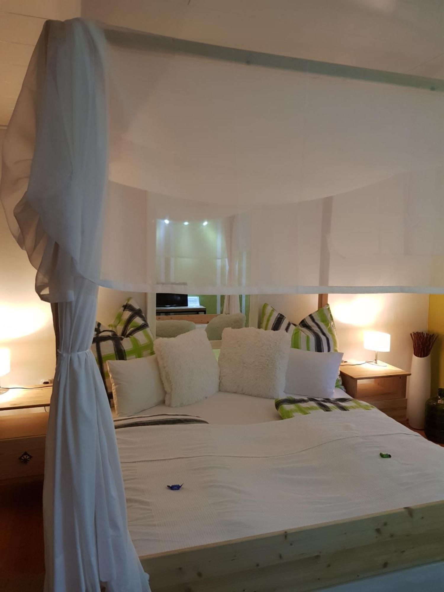 Privatzimmer "Himmlisch Uebernachten" Neu-Isenburg Kültér fotó